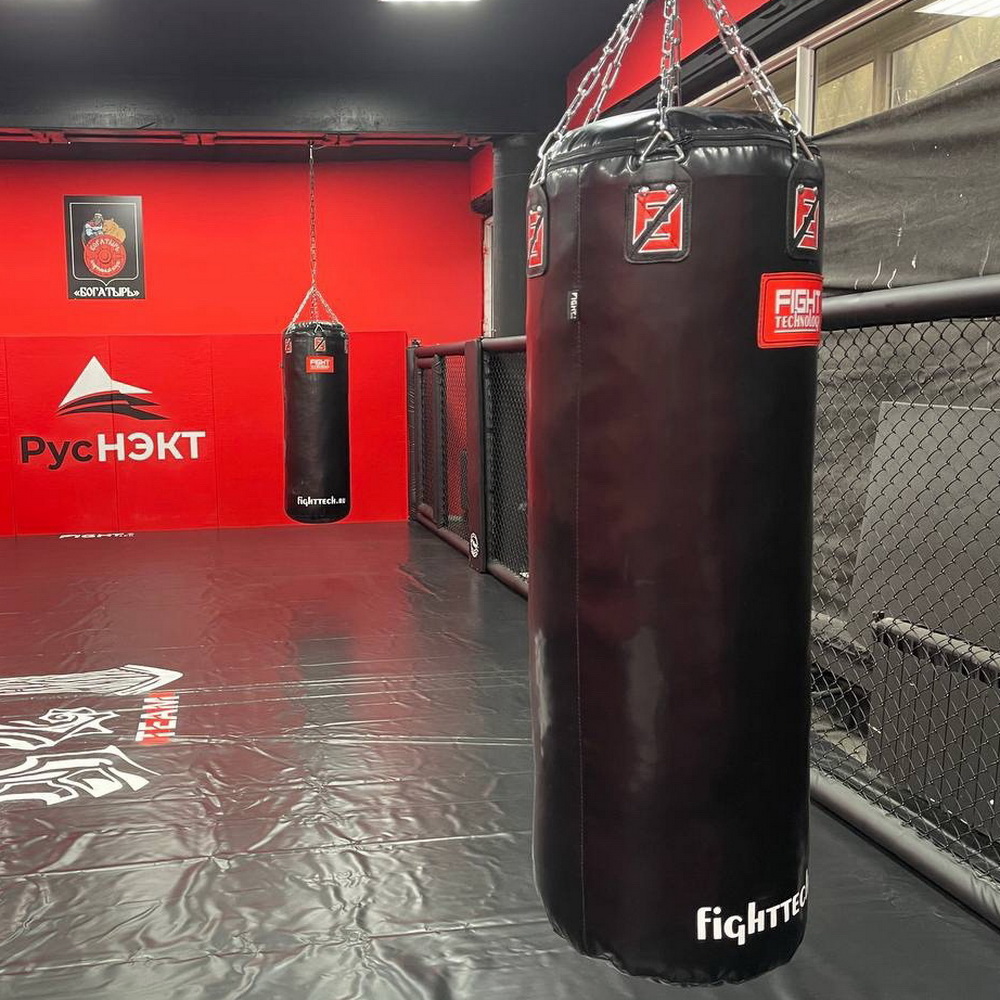 Боксерский мешок Fighttech ПВХ 140Х50 black edition